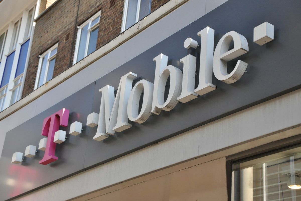 شركة T-Mobile تتعرض لحملة اختراق لمعلومات 2 مليون من مستخدميها