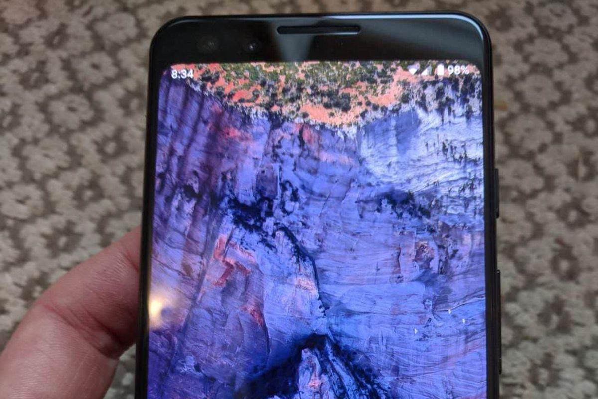 تسريبات جديدة تظهر هاتف بكسل 3 بدون الشق العلوي في الشاشة